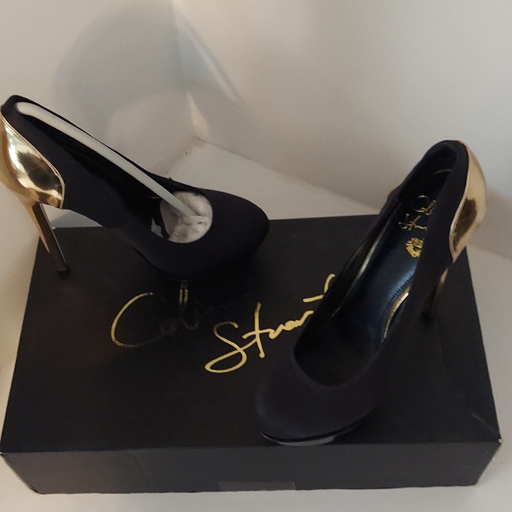 Colin Stuart Black and Gold Heels Classic Stiletto Pumps